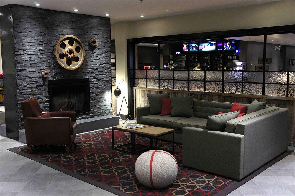 Four Points By Sheraton Edmundston Hotel & Conference Center Екстер'єр фото