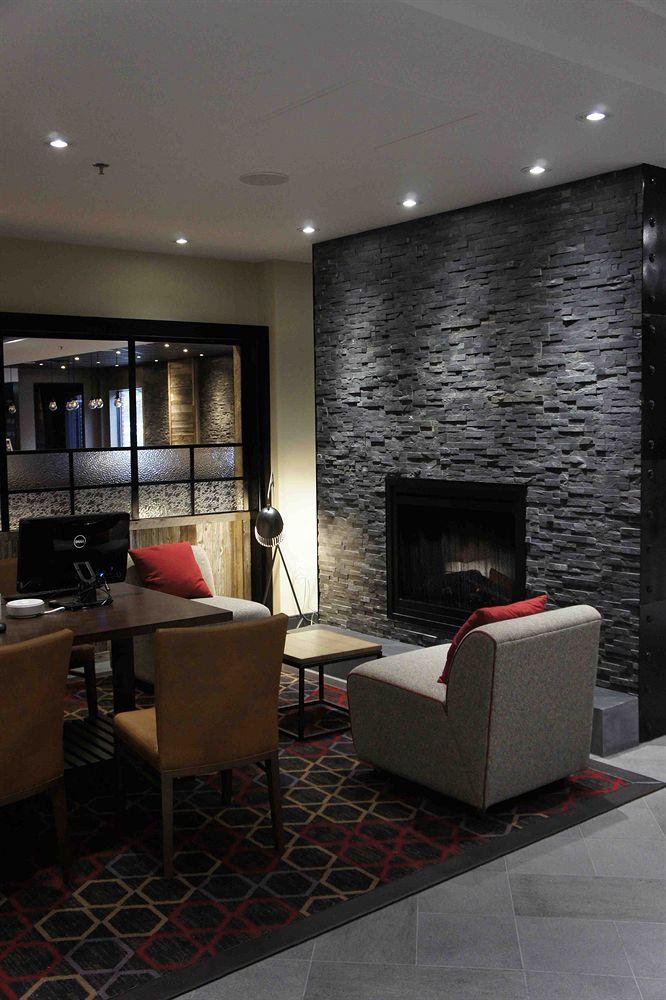 Four Points By Sheraton Edmundston Hotel & Conference Center Екстер'єр фото